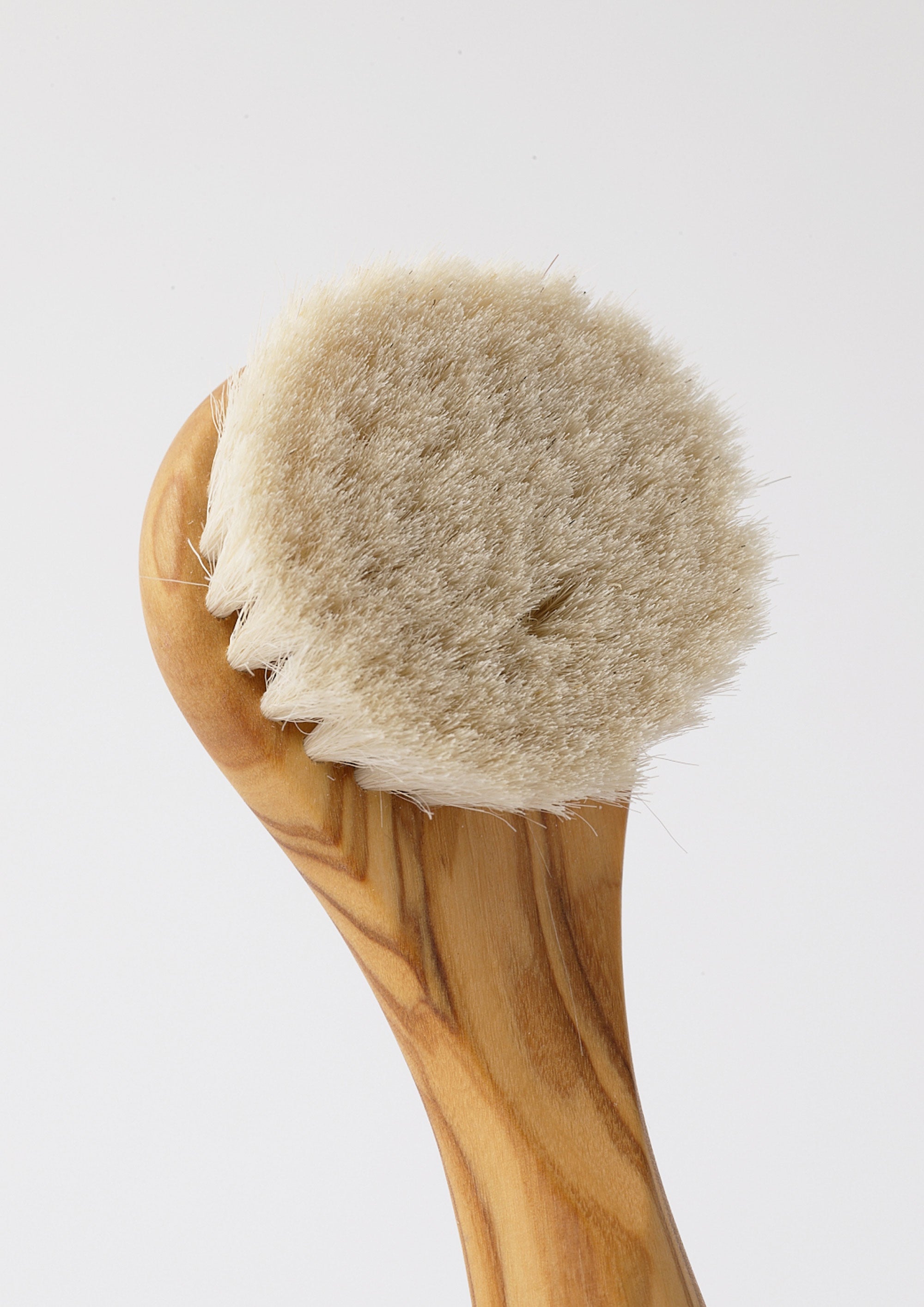 Djusie face brush kasvoharja kuivaharjaukseen